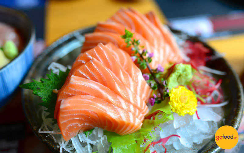 Sashimi cá hồi tại Gofood